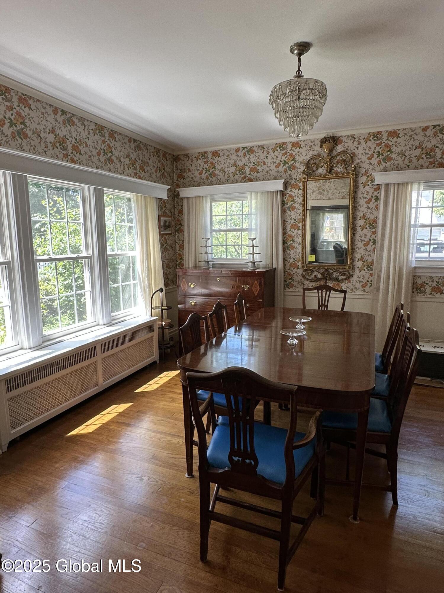 2 Fort Amherst Road Queensbury, NY 12804 - Photo 11 of 51 dining