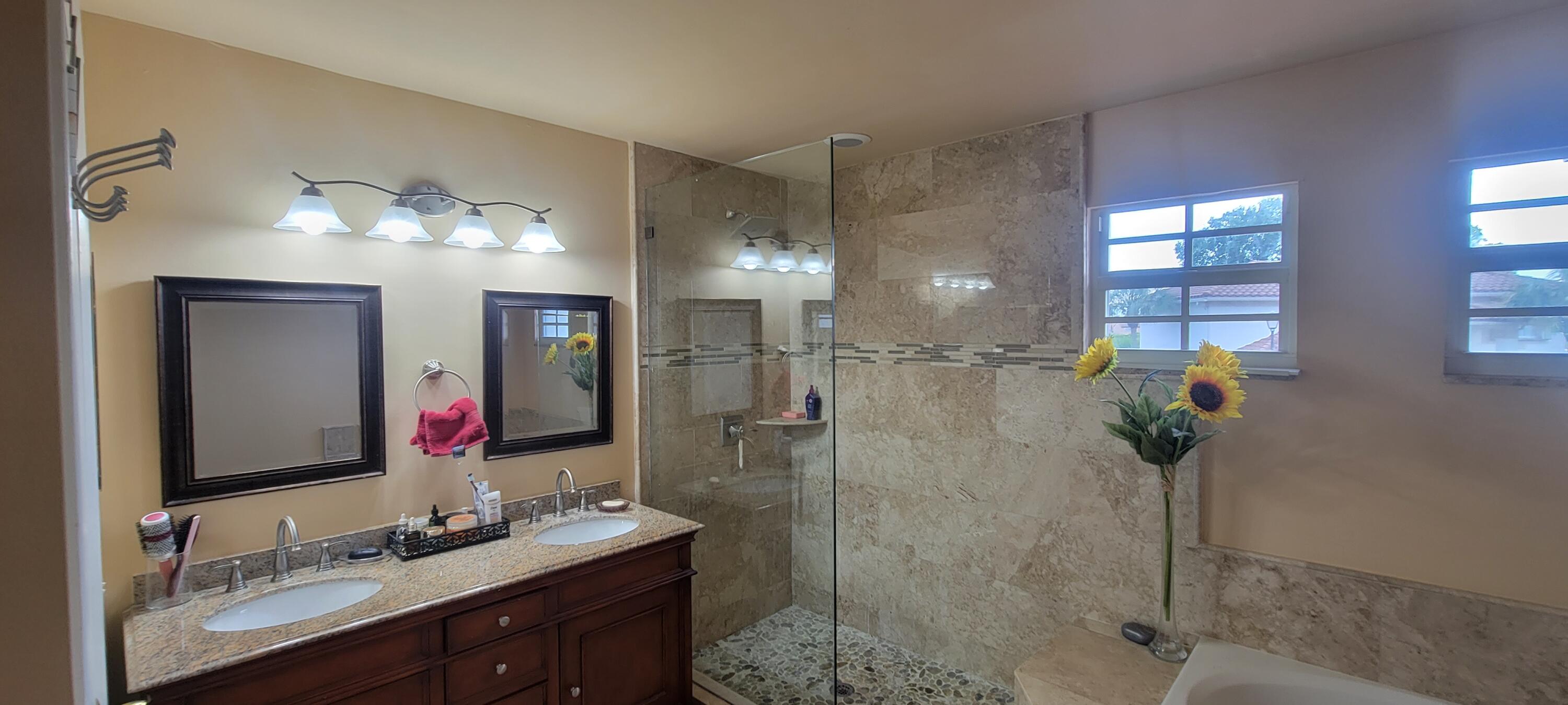 10780 Buttonwood Lake Drive Boca Raton, FL 33498 - Photo 24 of 25 20230525_192130
