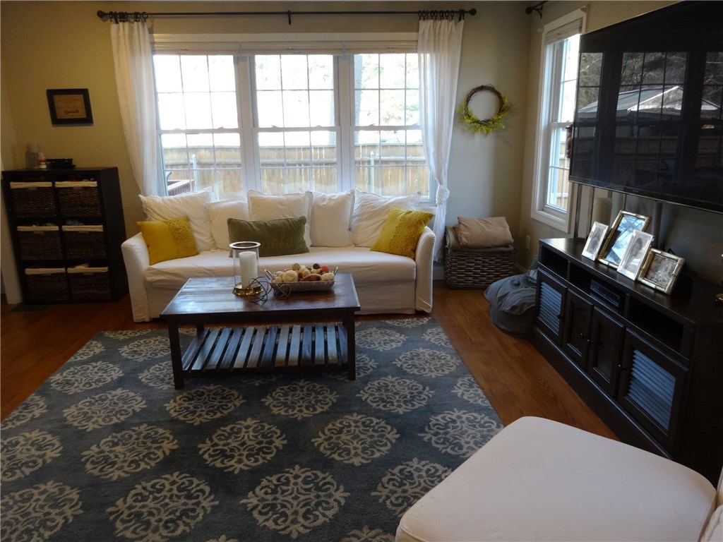 36 1st Road Glocester, RI 02814 - Photo 7 of 36 Gallery Image 7