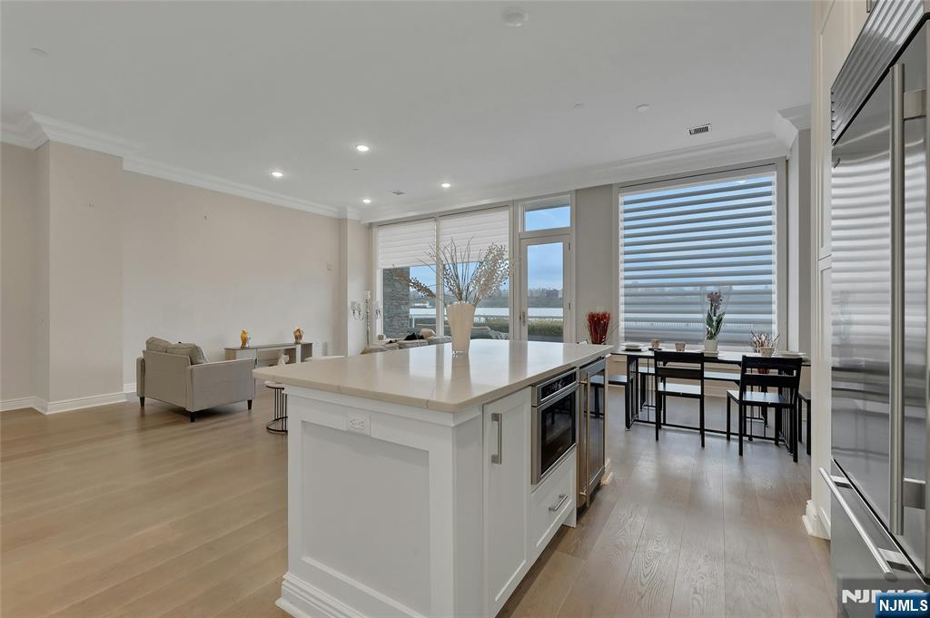 3 Somerset Lane, Unit 109 Edgewater, NJ 07020 - Photo 12 of 50