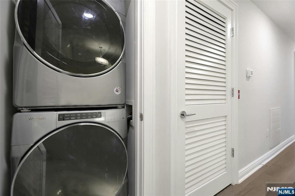 3 Somerset Lane, Unit 109 Edgewater, NJ 07020 - Photo 33 of 50