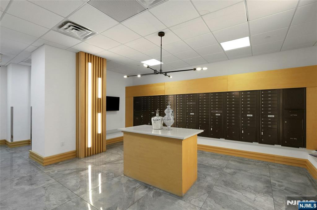 3 Somerset Lane, Unit 109 Edgewater, NJ 07020 - Photo 42 of 50