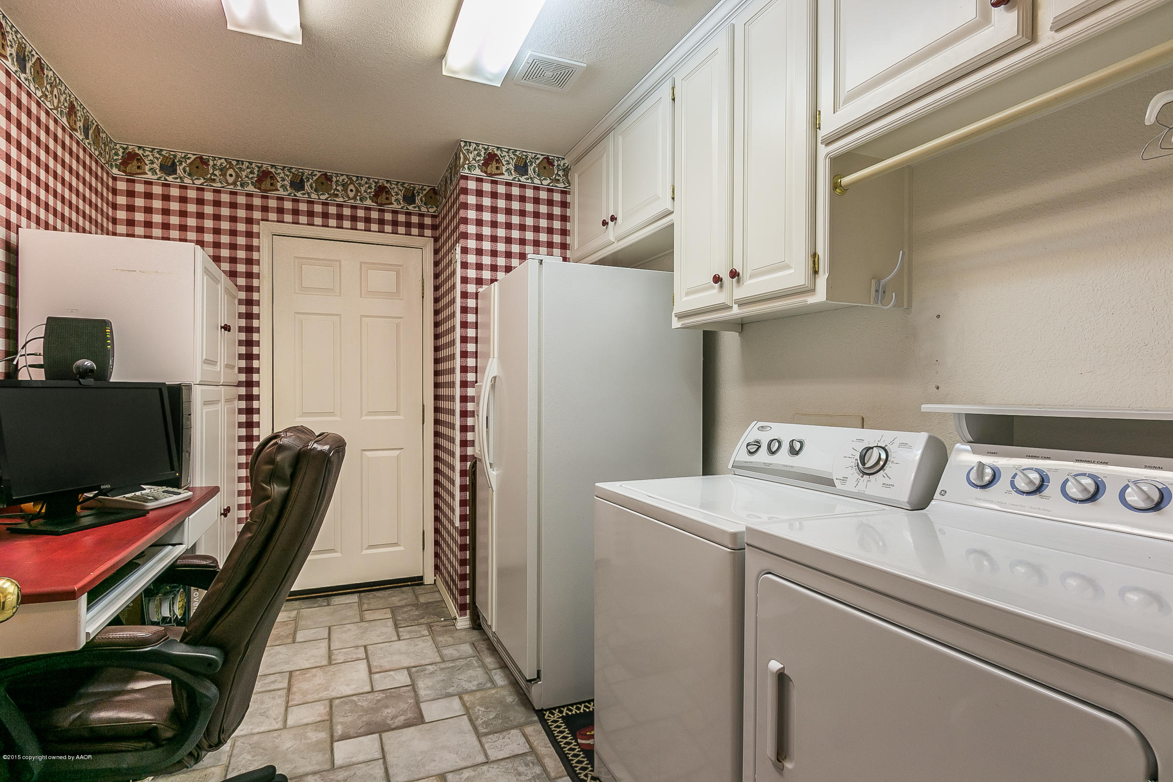 7504 Sheldon Road Amarillo, TX 79119 - Photo 17 of 24 Utility Room