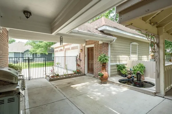 $3,200 | 11955 Silver Leaf Court, Conroe, TX 77385