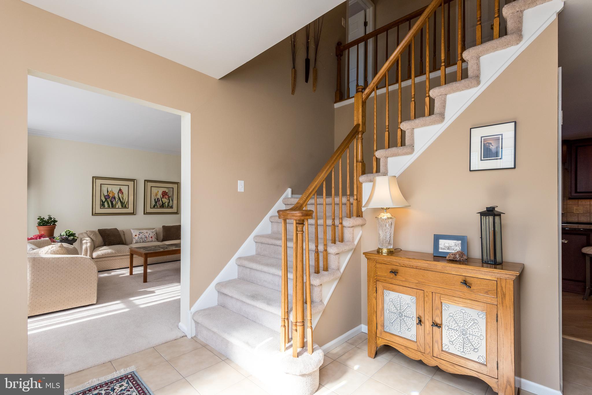 4 Stefwalt Road Hatboro, PA 19040 - Photo 5 of 60 Open Foyer