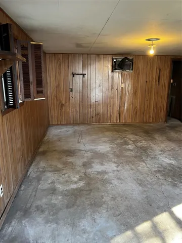 $70,000 | 615 North 4th, Ganado, TX 77962