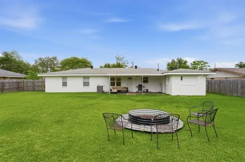 $229,000 | 613 Glover Street, Lake Charles, LA 70605