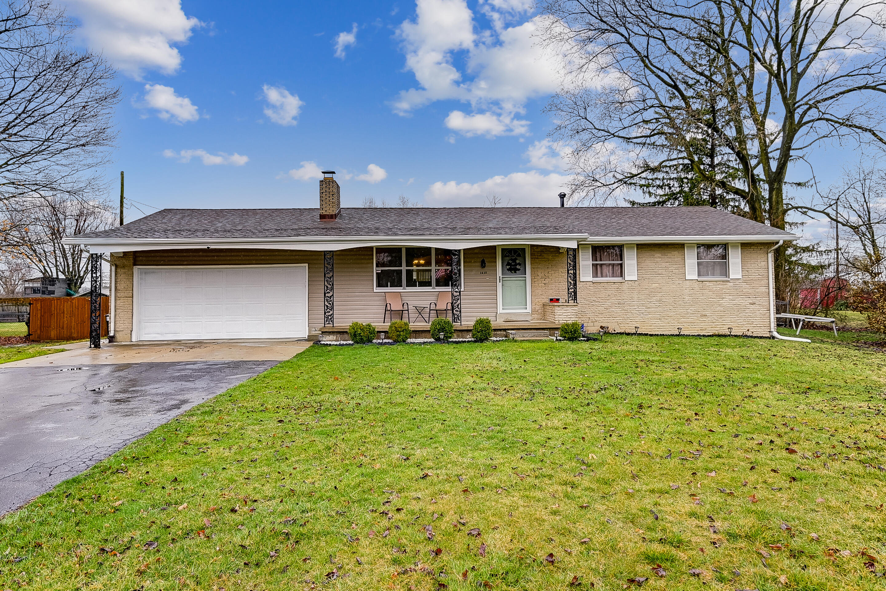1615 Ridgeway Drive Springfield, OH 45506 - Photo 3 of 46