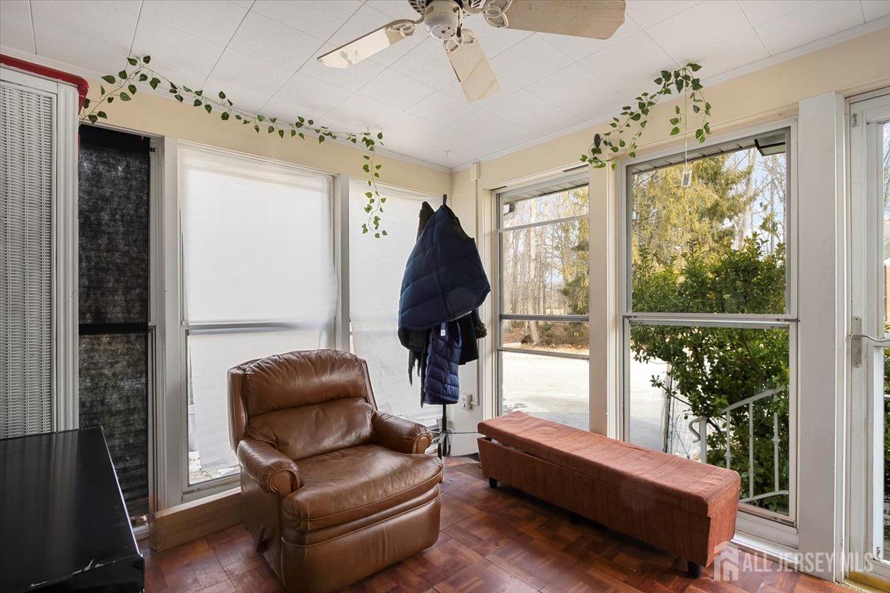 580 Schuyler Way Union, NJ 07083 - Photo 18 of 30 a living room with furniture and a window