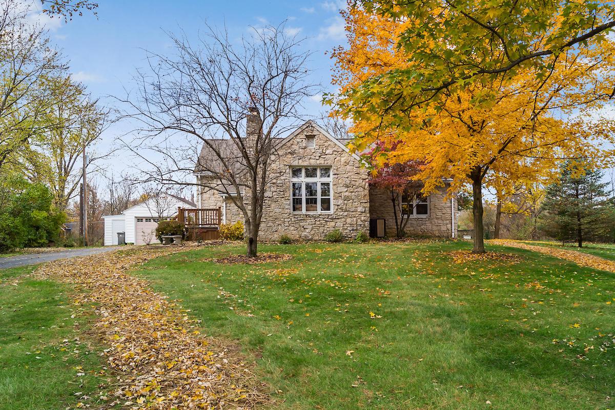 8175 Sawmill Road Dublin, OH 43016 - Photo 3 of 56 Gallery Image 3