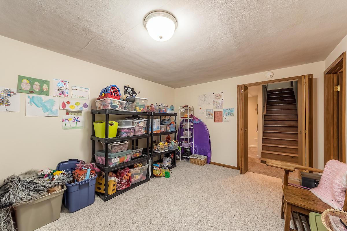 8175 Sawmill Road Dublin, OH 43016 - Photo 37 of 56 Gallery Image 37