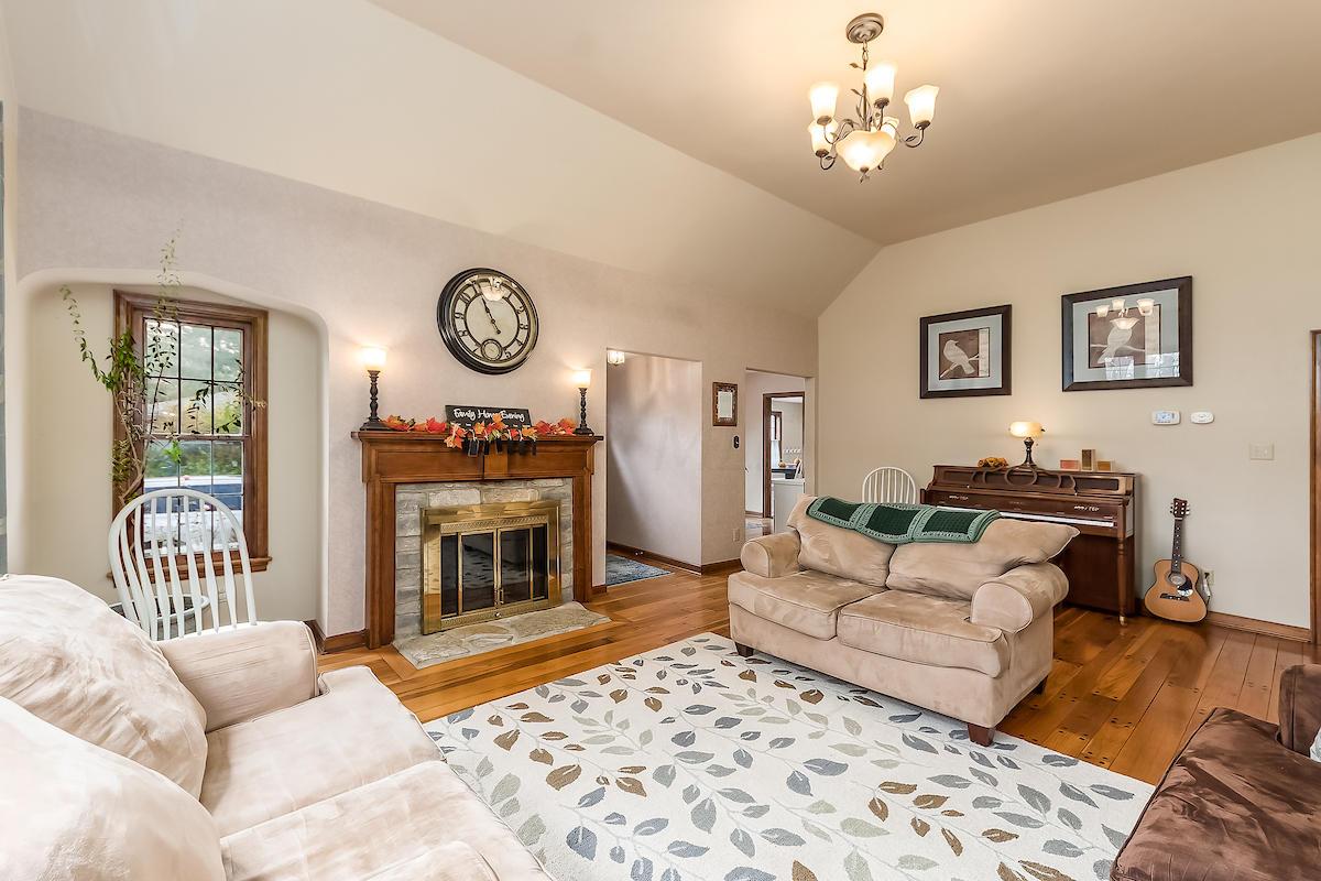8175 Sawmill Road Dublin, OH 43016 - Photo 8 of 56 Gallery Image 8
