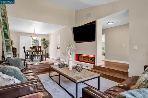 $1,150,000 | 33 El Molino Drive, Clayton, CA 94517