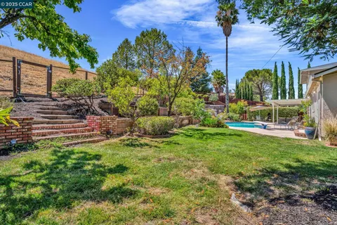 $1,150,000 | 33 El Molino Drive, Clayton, CA 94517