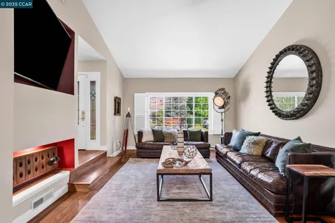 $1,150,000 | 33 El Molino Drive, Clayton, CA 94517