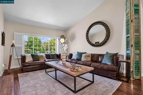 $1,150,000 | 33 El Molino Drive, Clayton, CA 94517