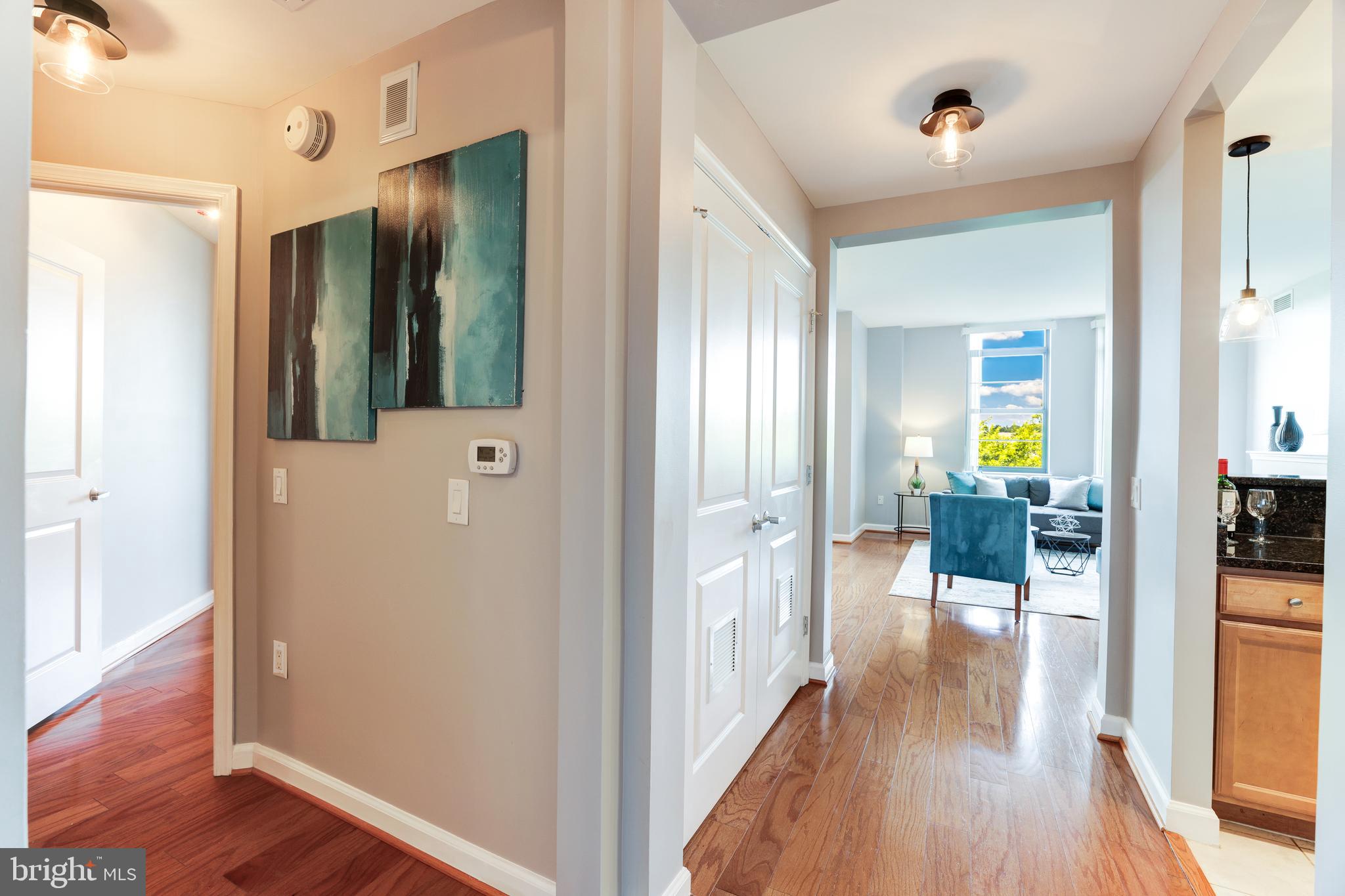 1830 Fountain Drive, Unit 303 Reston, VA 20190 - Photo 5 of 72 Entryway