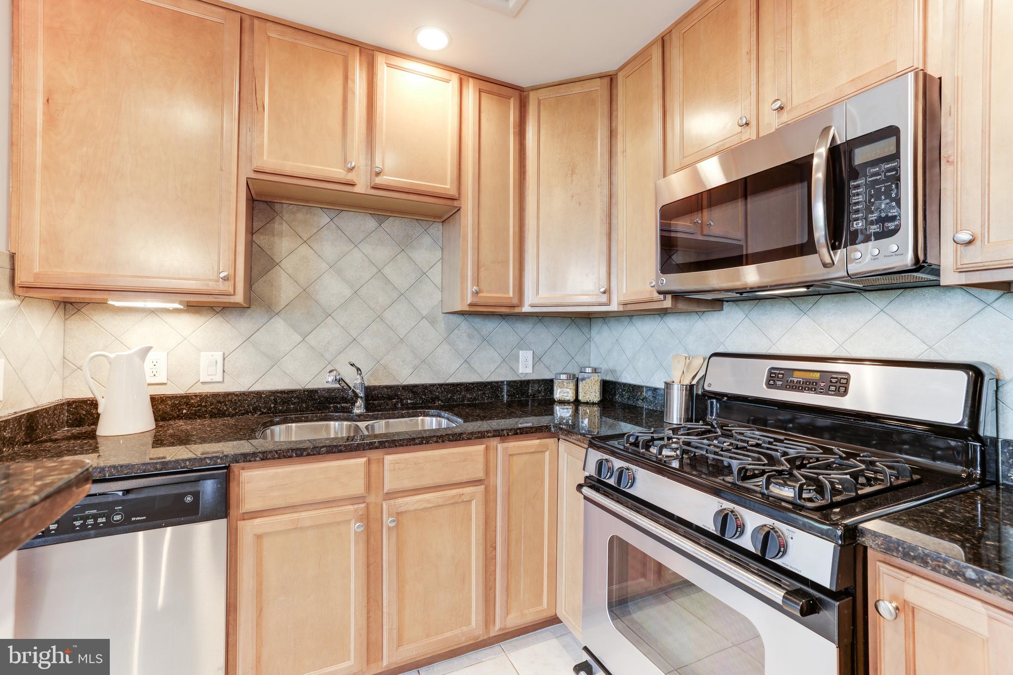 1830 Fountain Drive, Unit 303 Reston, VA 20190 - Photo 10 of 72