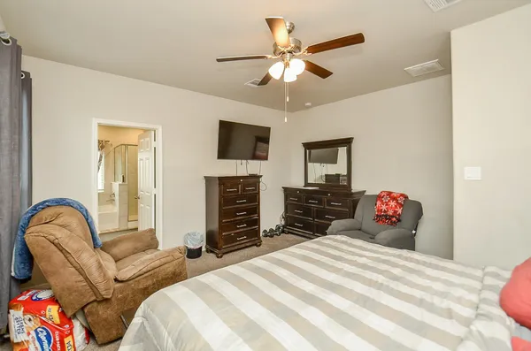 $315,000 | 10519 Scrub Oak Drive, Rosharon, TX 77583