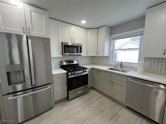 $2,900 | 20 Van Dyke Place, Summit, NJ 07901