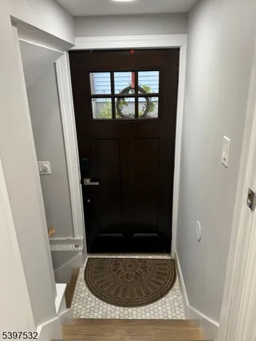 $2,900 | 20 Van Dyke Place, Summit, NJ 07901