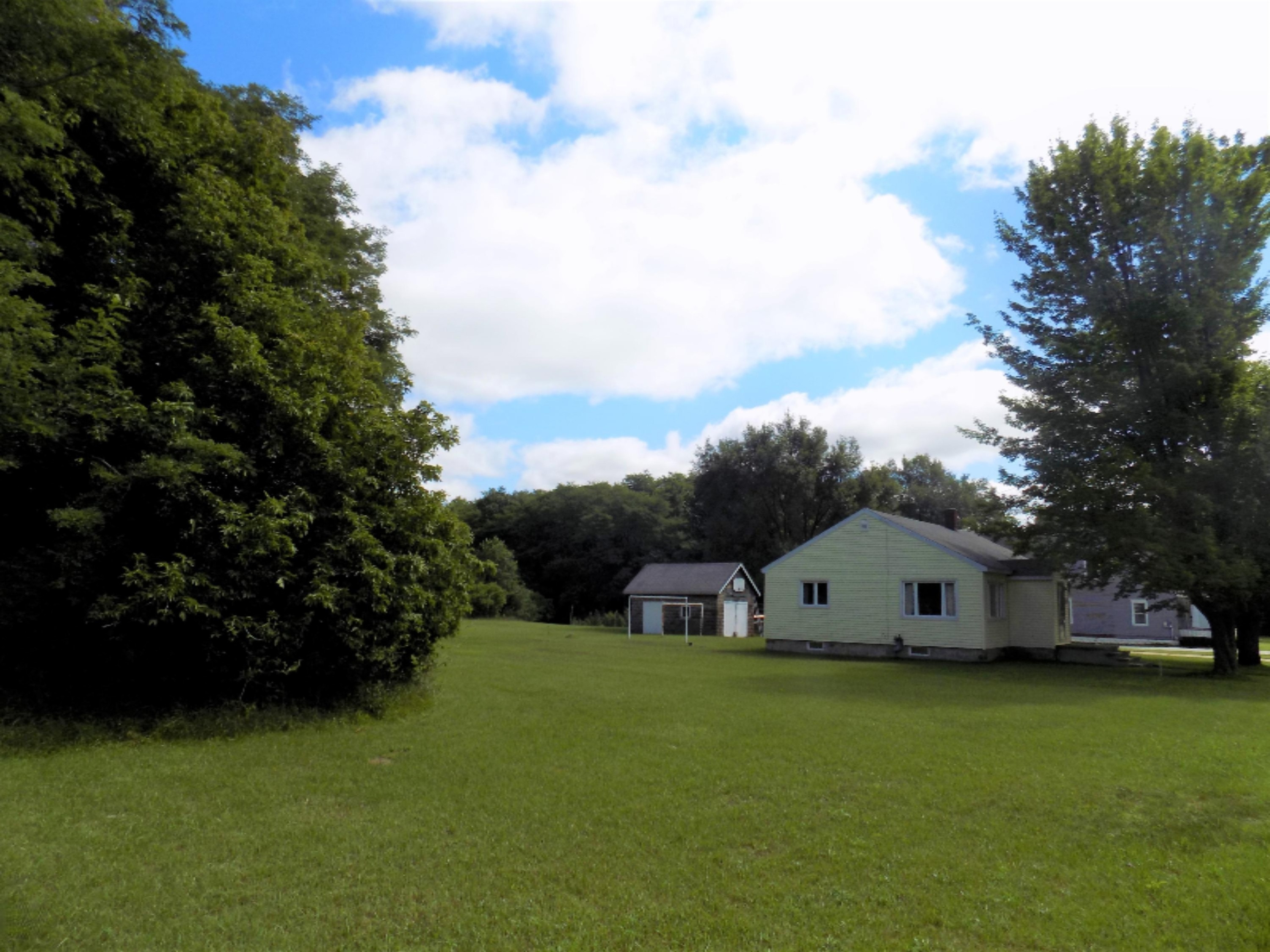 2209 Filer City Road Manistee, MI 49660 - Photo 8 of 17 DSCN2263