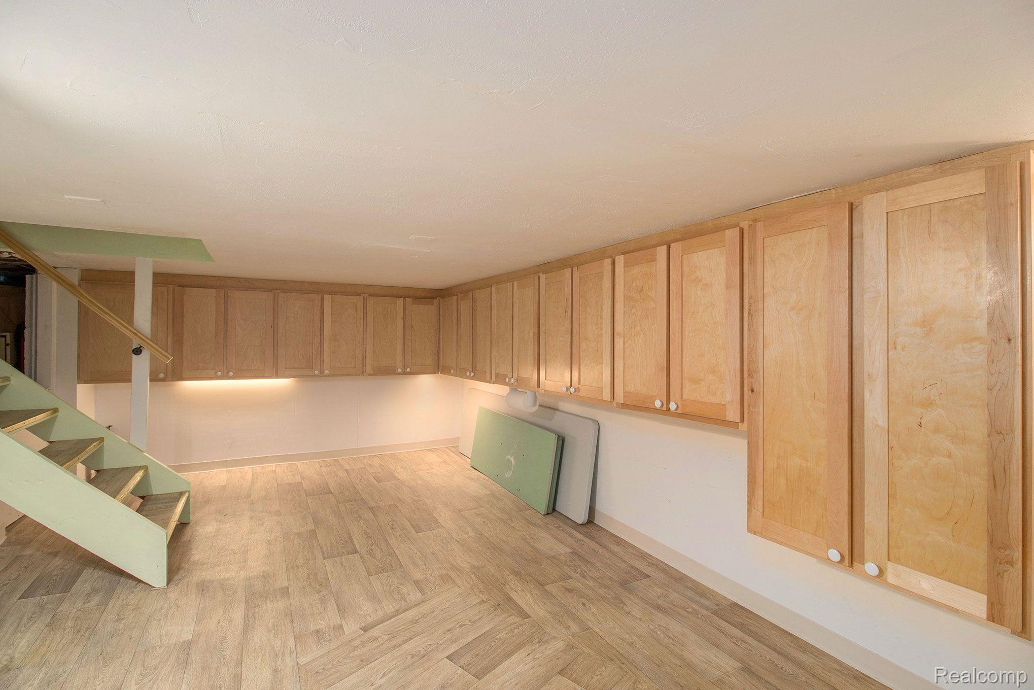 3351 Greenwood Street Rochester, MI 48309 - Photo 13 of 17 Gallery Image 13