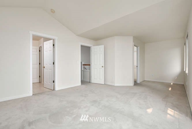 13013 Northeast 182nd Place Bothell, WA 98011 - Photo 11 of 16 Gallery Image 11