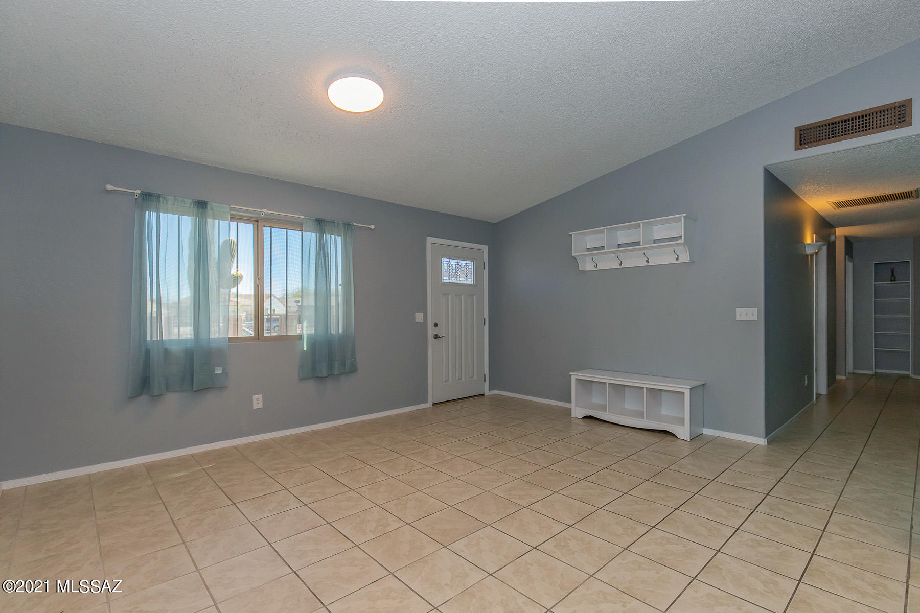 1744 West Ransom Oaks Drive Tucson, AZ 85746 - Photo 10 of 31