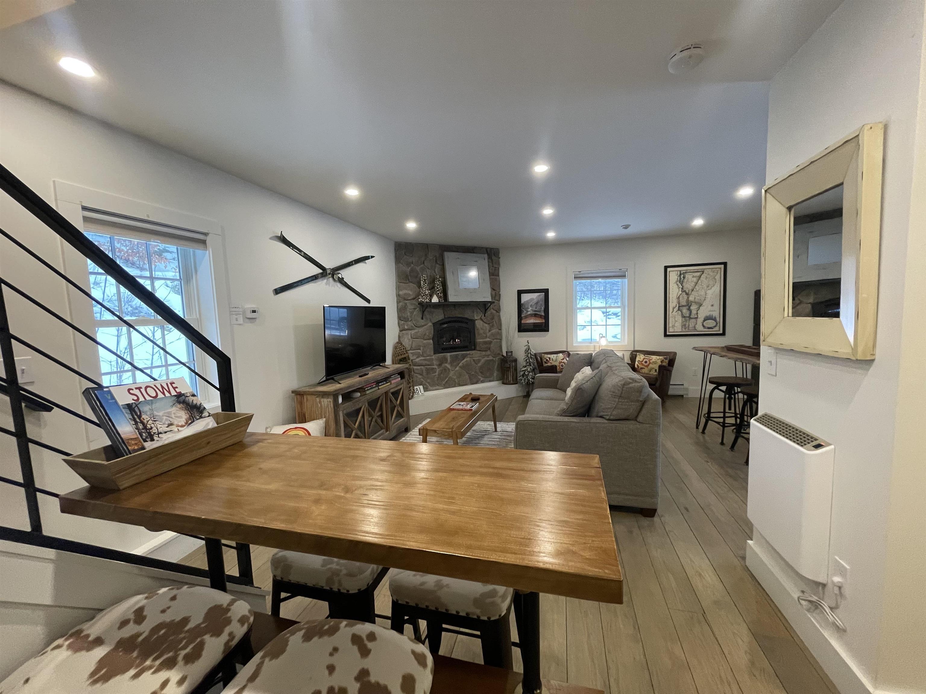 1457 Mountain Road, Unit 5 Stowe, VT 05672 - Photo 6 of 20