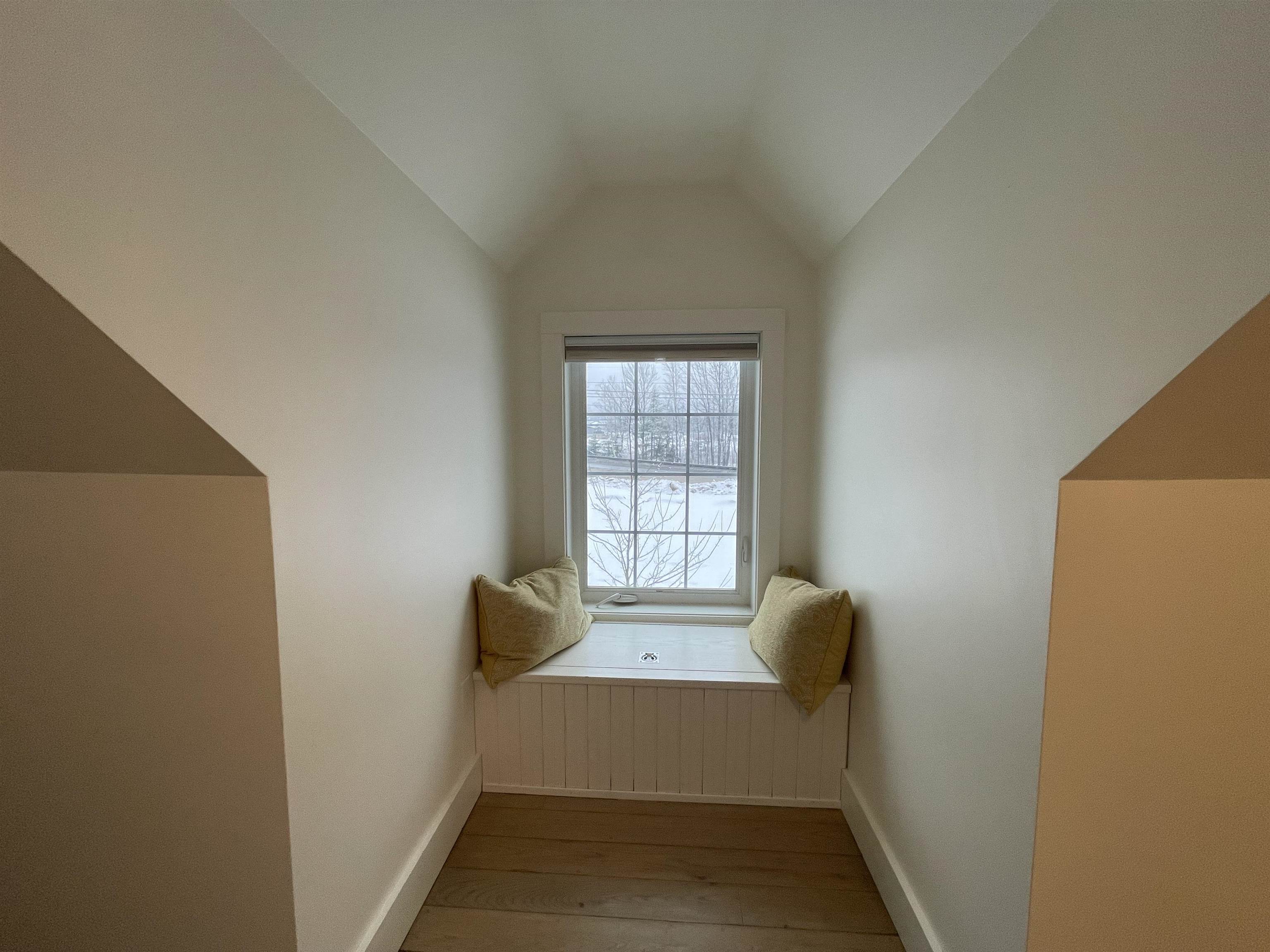 1457 Mountain Road, Unit 5 Stowe, VT 05672 - Photo 10 of 20