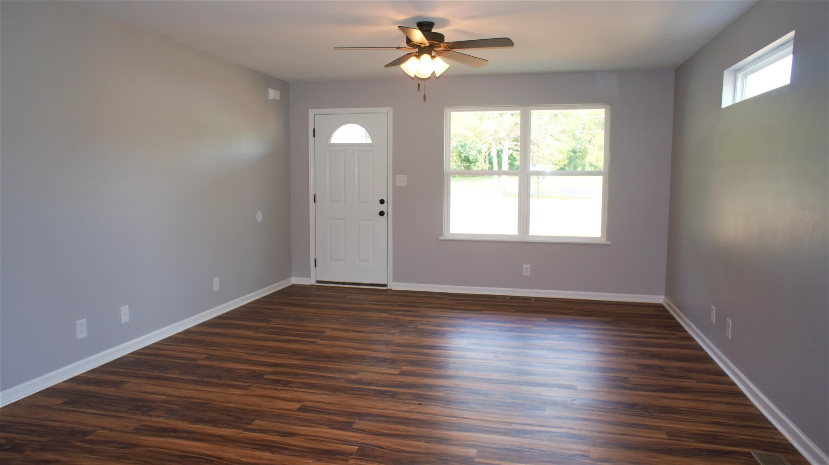 2 Evans Road Clarksville, TN 37042 - Photo 3 of 9 Gallery Image 3