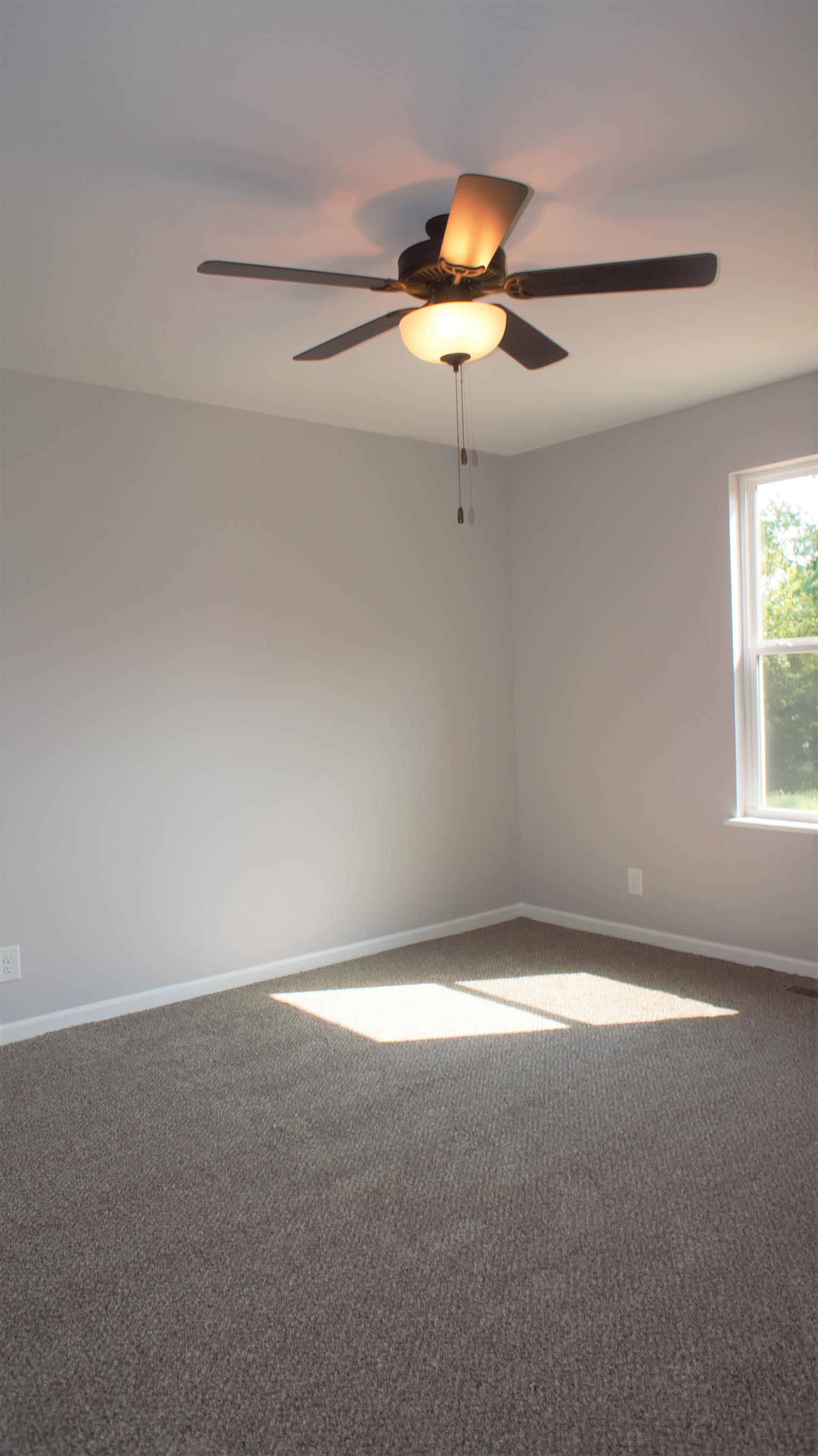 2 Evans Road Clarksville, TN 37042 - Photo 7 of 9 Gallery Image 7