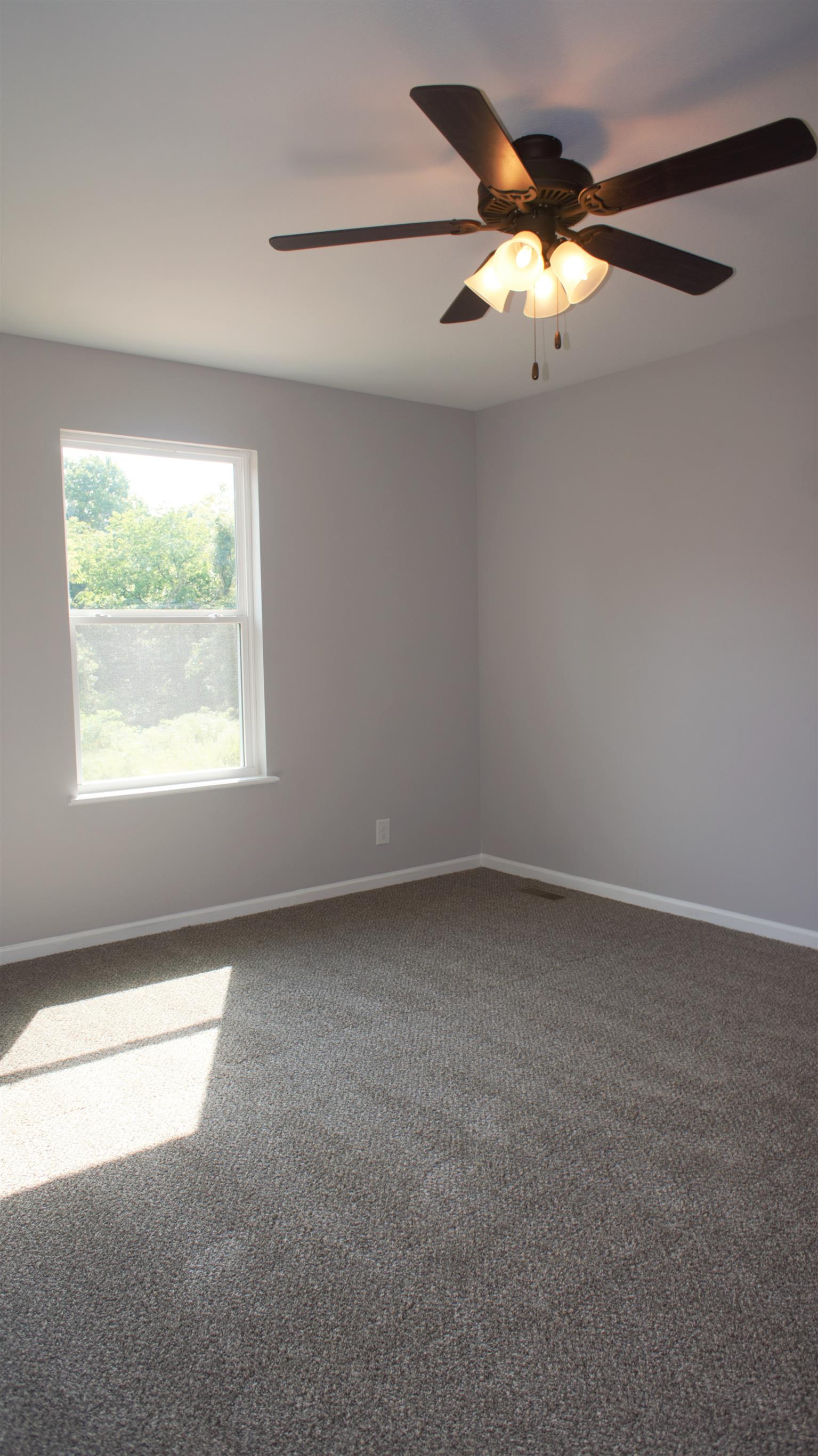2 Evans Road Clarksville, TN 37042 - Photo 8 of 9 Gallery Image 8