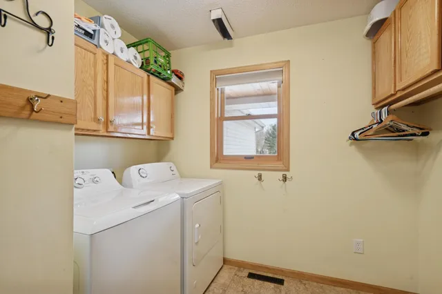 $599,900 | 20728 Hoover Court Northwest, Elk River, MN 55330