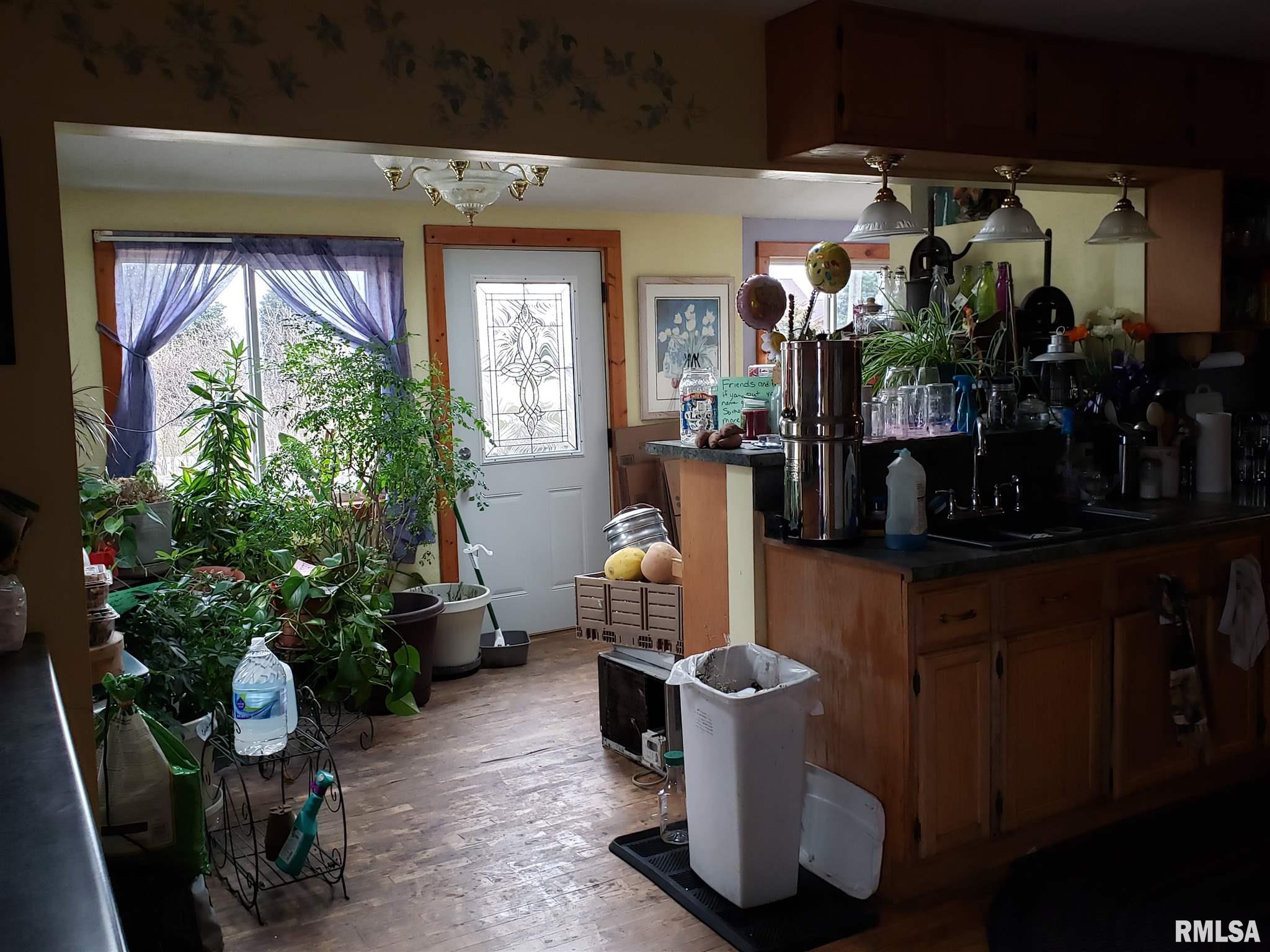 11189 Lyndon Road Lyndon, IL 61261 - Photo 14 of 41