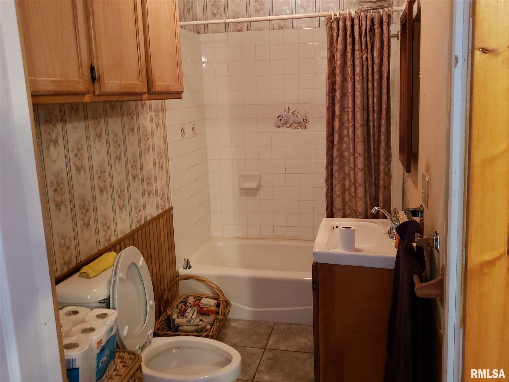 11189 Lyndon Road Lyndon, IL 61261 - Photo 19 of 41