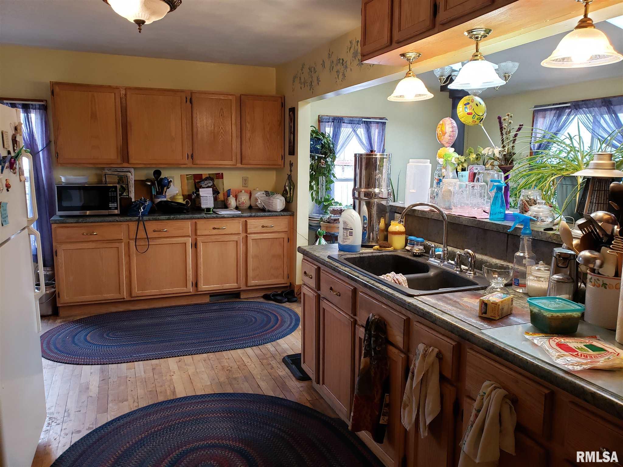 11189 Lyndon Road Lyndon, IL 61261 - Photo 9 of 41