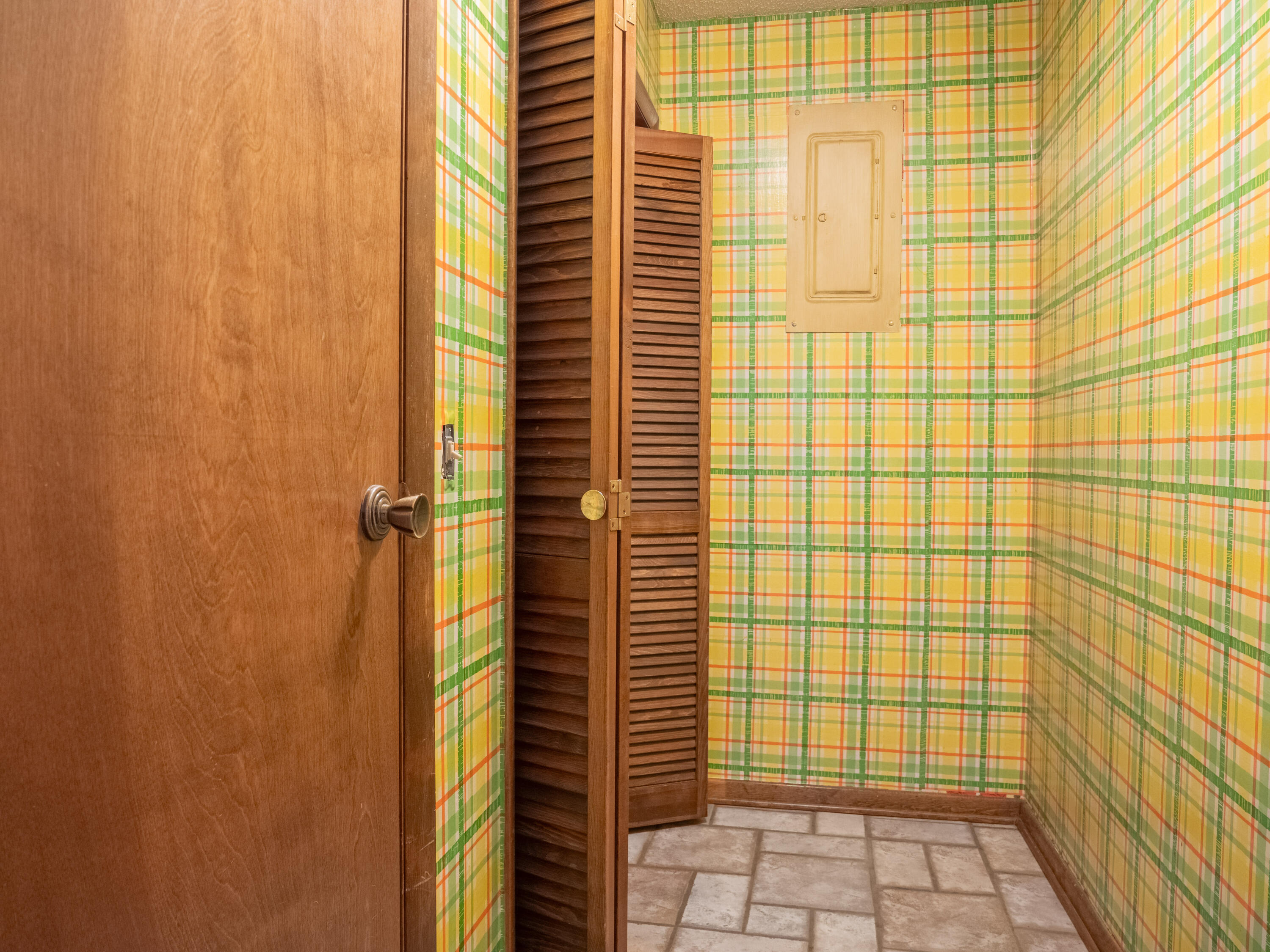 303 Comanche Trail Tulia, TX 79088 - Photo 15 of 37 Tulia-23