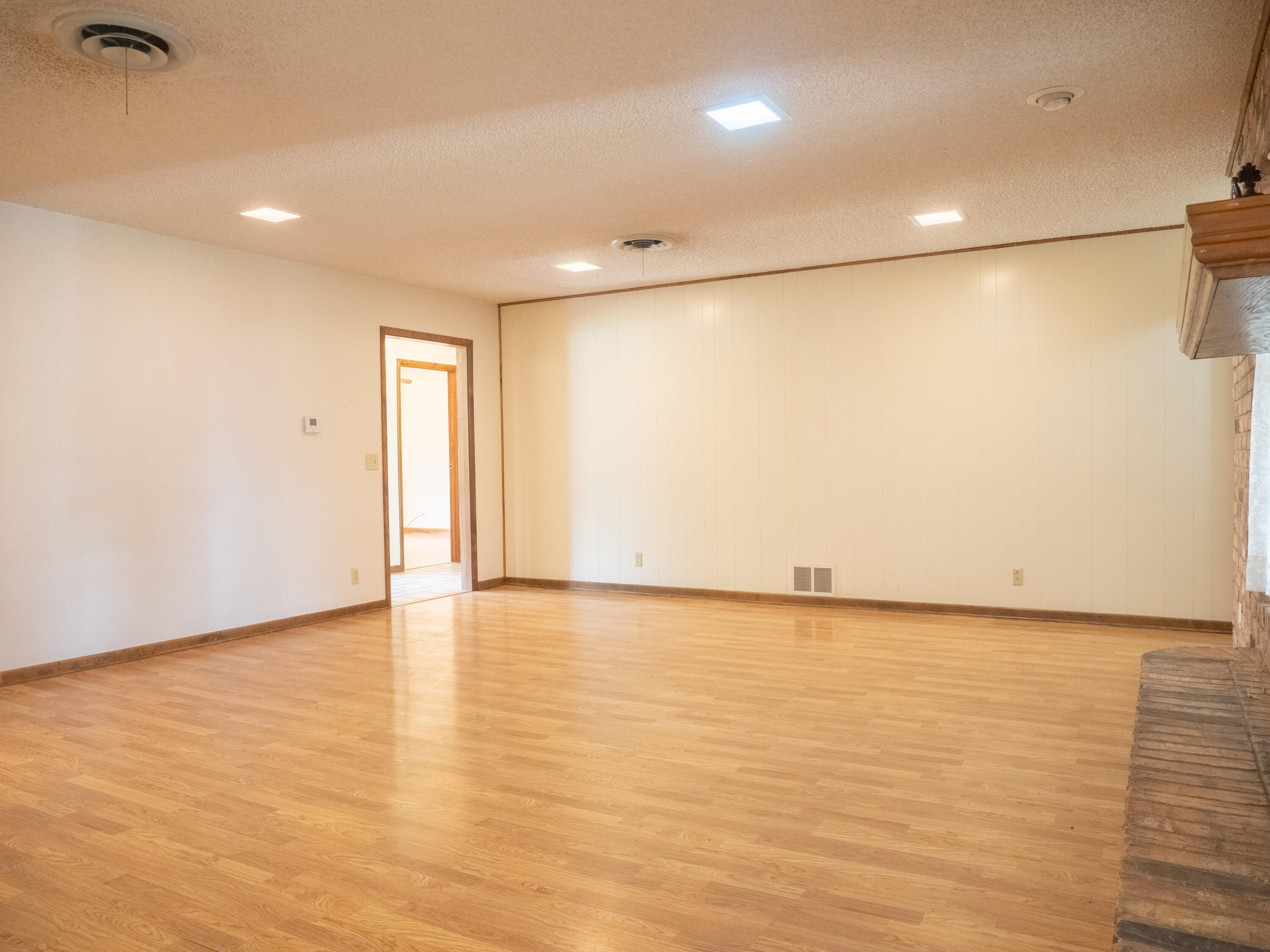 303 Comanche Trail Tulia, TX 79088 - Photo 8 of 37 a view of an empty room