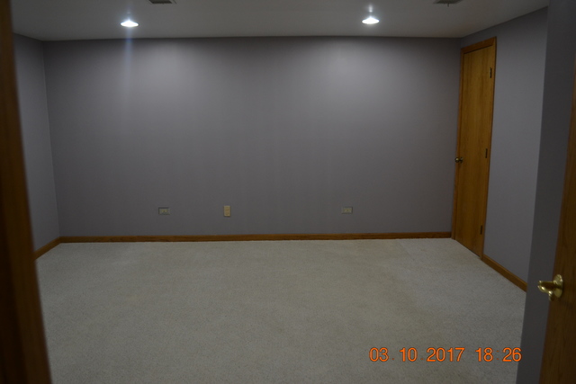17W317 Forestview Road Bensenville, IL 60106 - Photo 19 of 25