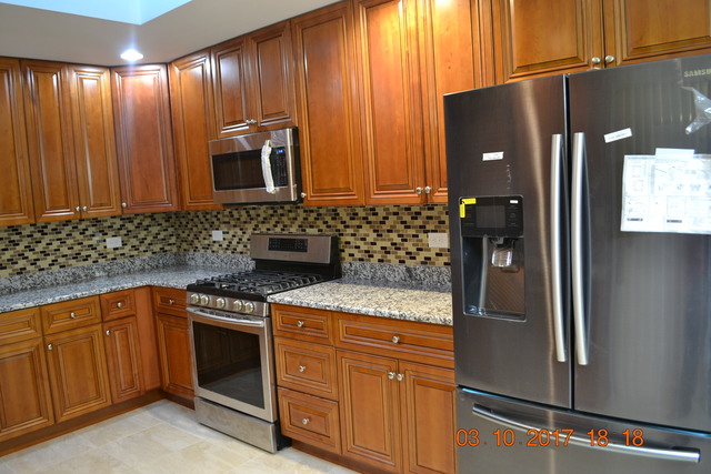 17W317 Forestview Road Bensenville, IL 60106 - Photo 6 of 25