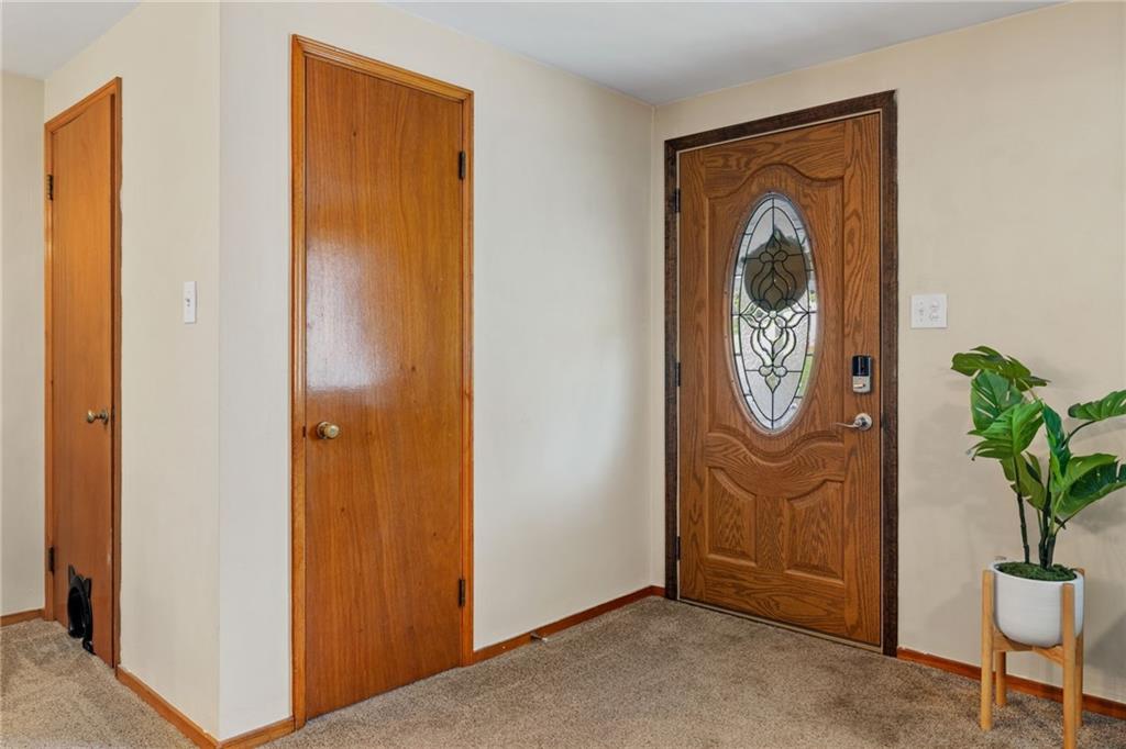 146 Old Lebanon Church Road Pittsburgh, PA 15236 - Photo 5 of 35 Gallery Image 5