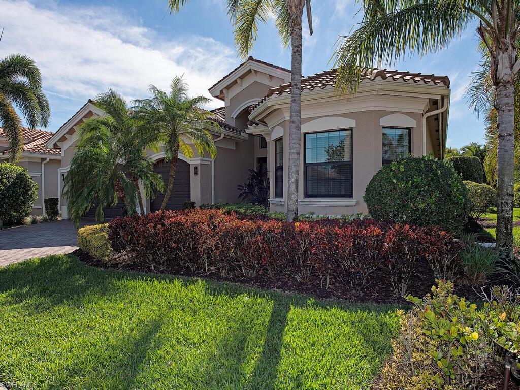 3199 Atlantic Circle Naples, FL 34119 - Photo 2 of 35