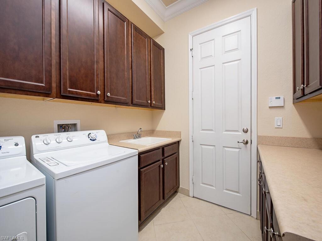 3199 Atlantic Circle Naples, FL 34119 - Photo 21 of 35