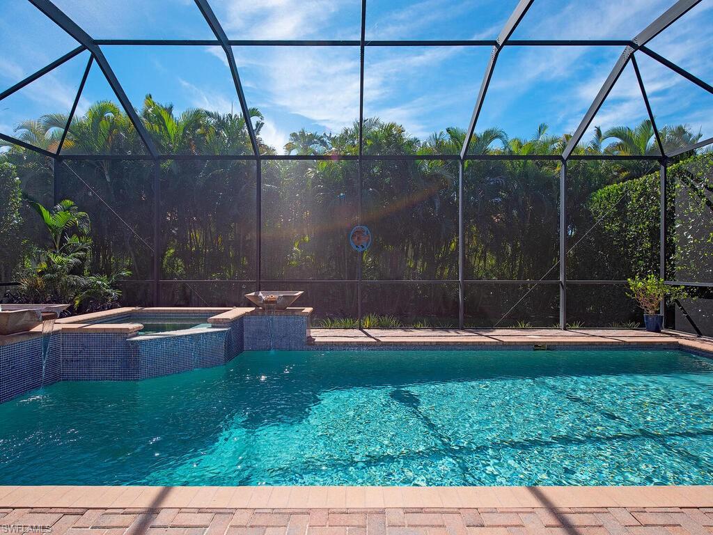 3199 Atlantic Circle Naples, FL 34119 - Photo 4 of 35