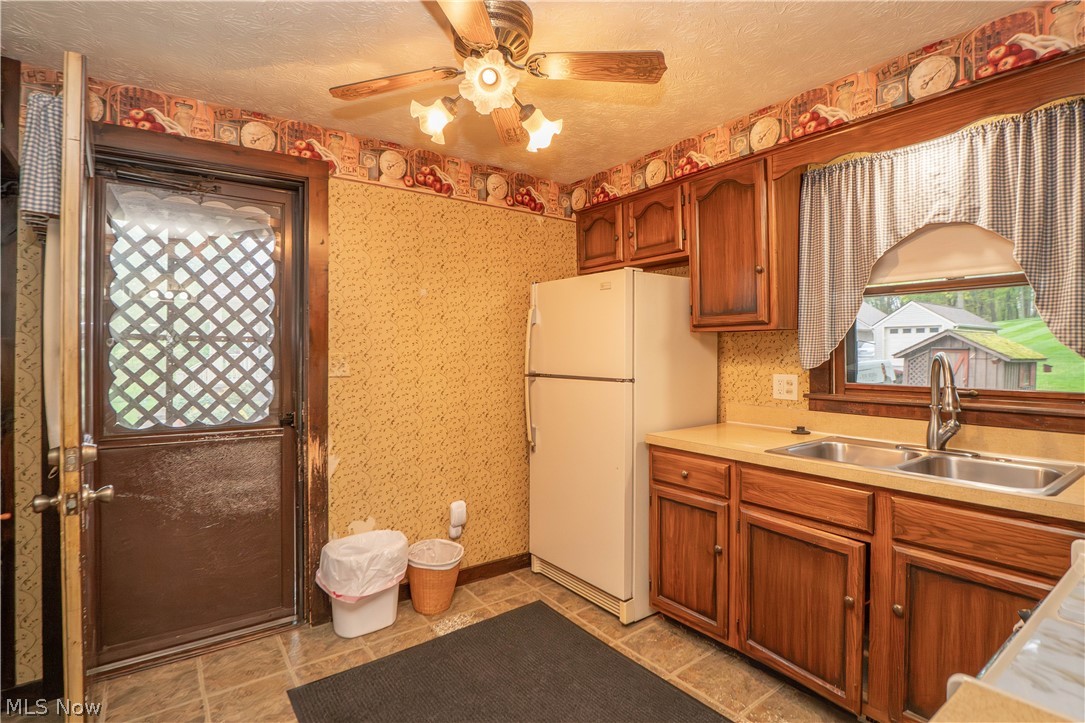 2909 Sanitarium Road Akron, OH 44312 - Photo 8 of 27