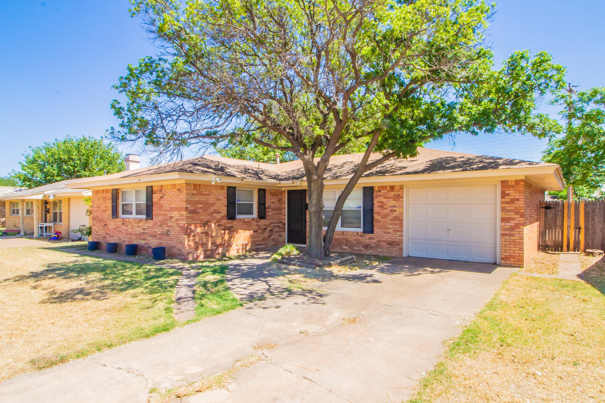 4937 7th Street Lubbock, TX 79416 - Photo 2 of 18 IMG_8327