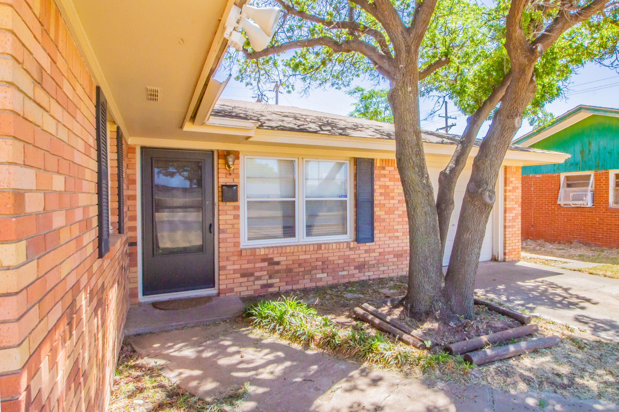 4937 7th Street Lubbock, TX 79416 - Photo 3 of 18 IMG_8328