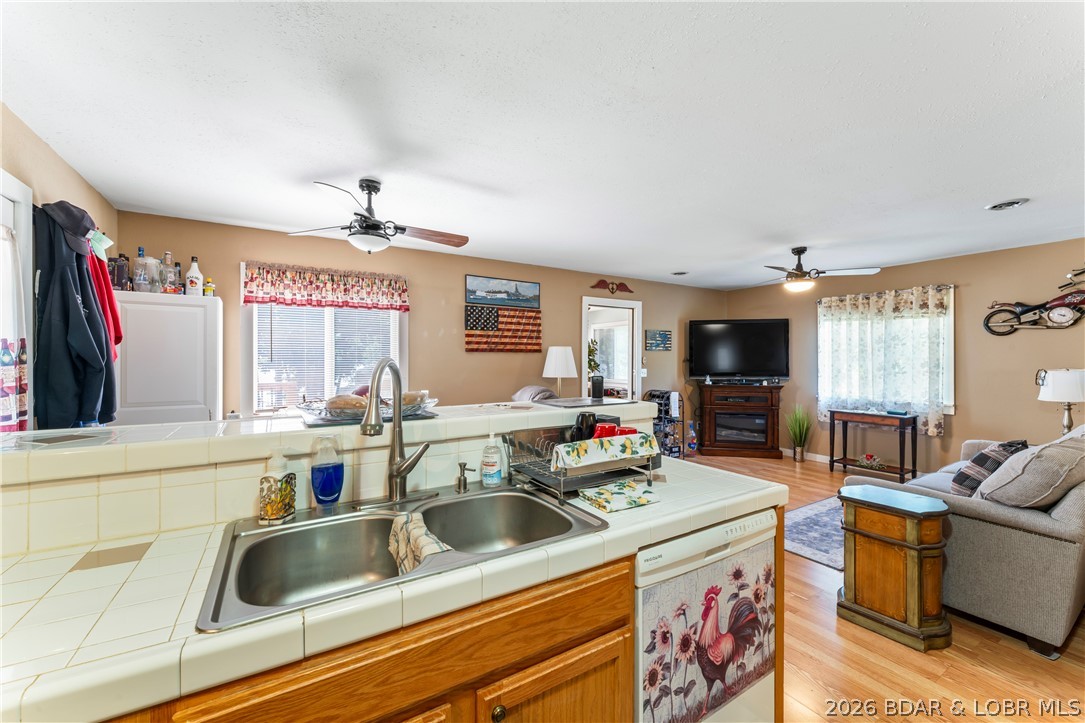3677 Gentle Slope Road Stover, MO 65078 - Photo 22 of 73 Main House Kitchen